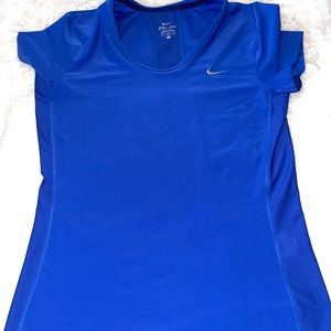 Nike dri fit size small